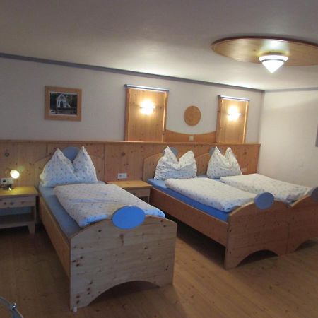 Bed and Breakfast Arkadenhof Fam. Schneider Eichenbrunn Экстерьер фото