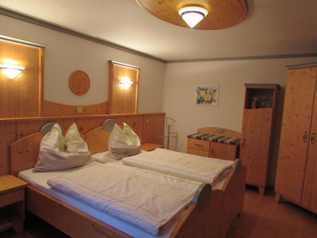 Bed and Breakfast Arkadenhof Fam. Schneider Eichenbrunn Экстерьер фото